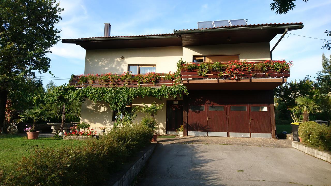 Apartment & Rooms Grmek Postojna Kültér fotó